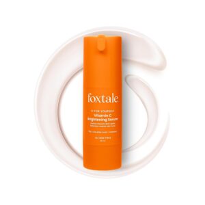. Foxtale 15% Vitamin C Face Serum for Glowing Skin